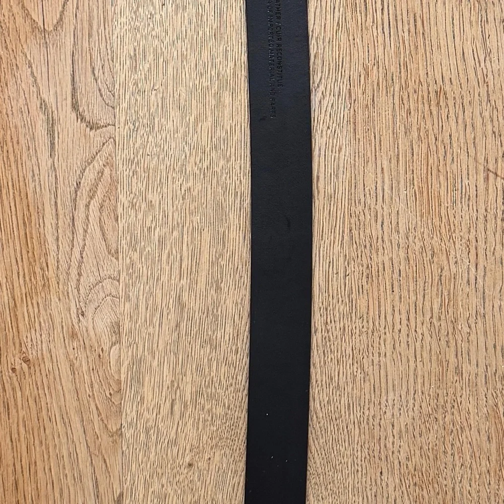 GAP Boys Black Leather Belt w/ Silver Buckle- L - Picture 7 of 8